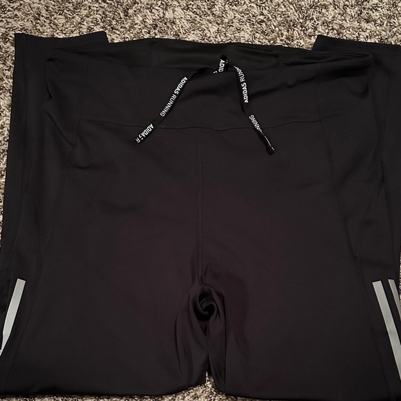 Adidas - Picture 3 of 4